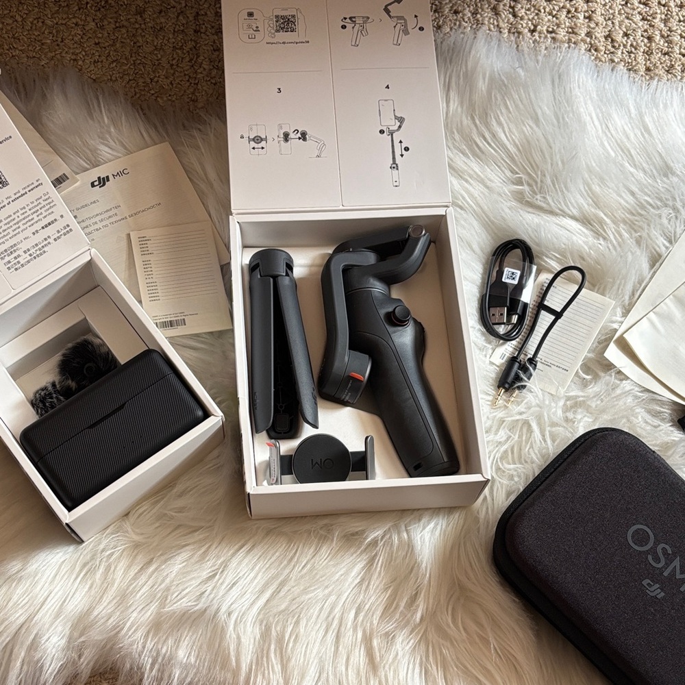 DJI Osmo Mobile 6 Vlog Combo Slate Grey EUC